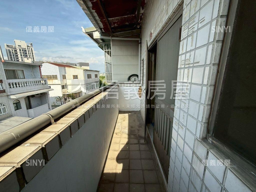 激推近台積電活巷車庫透天房屋室內格局與周邊環境