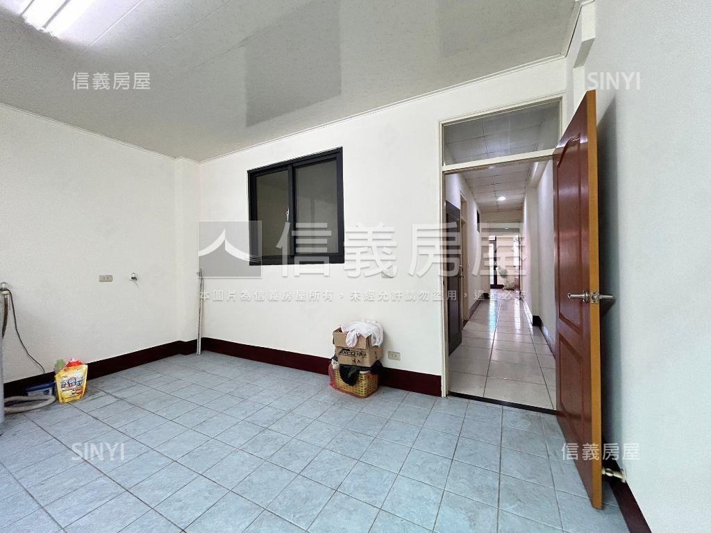 正五權路黃金透店房屋室內格局與周邊環境