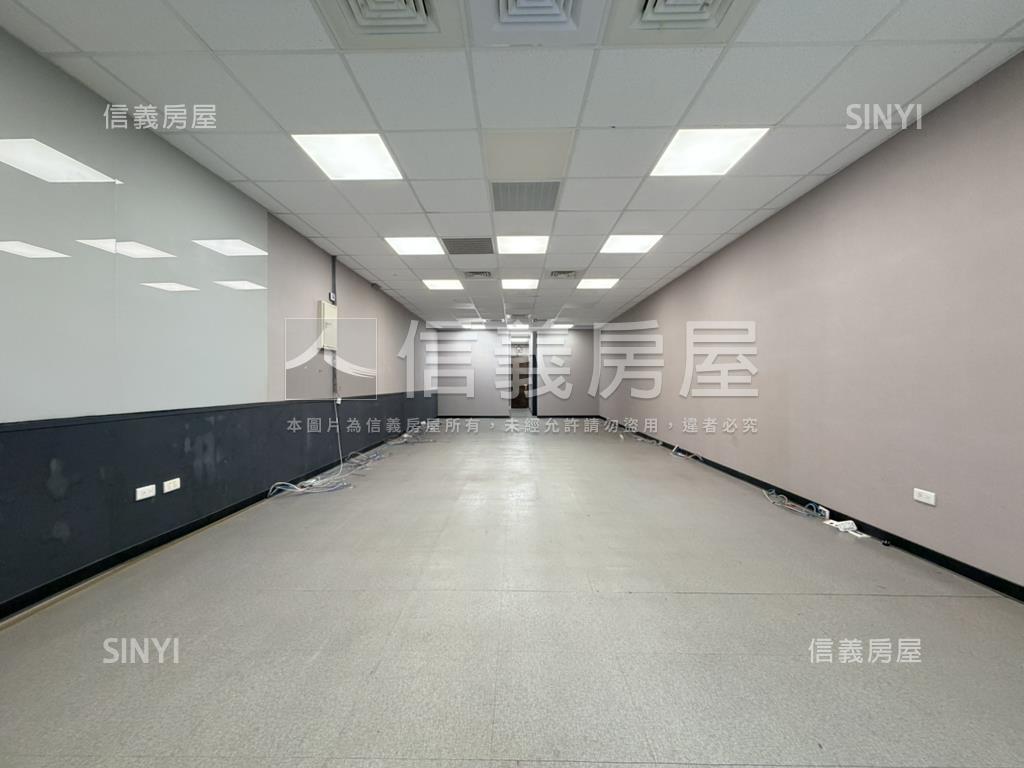 正市民大道獨棟透天房屋室內格局與周邊環境