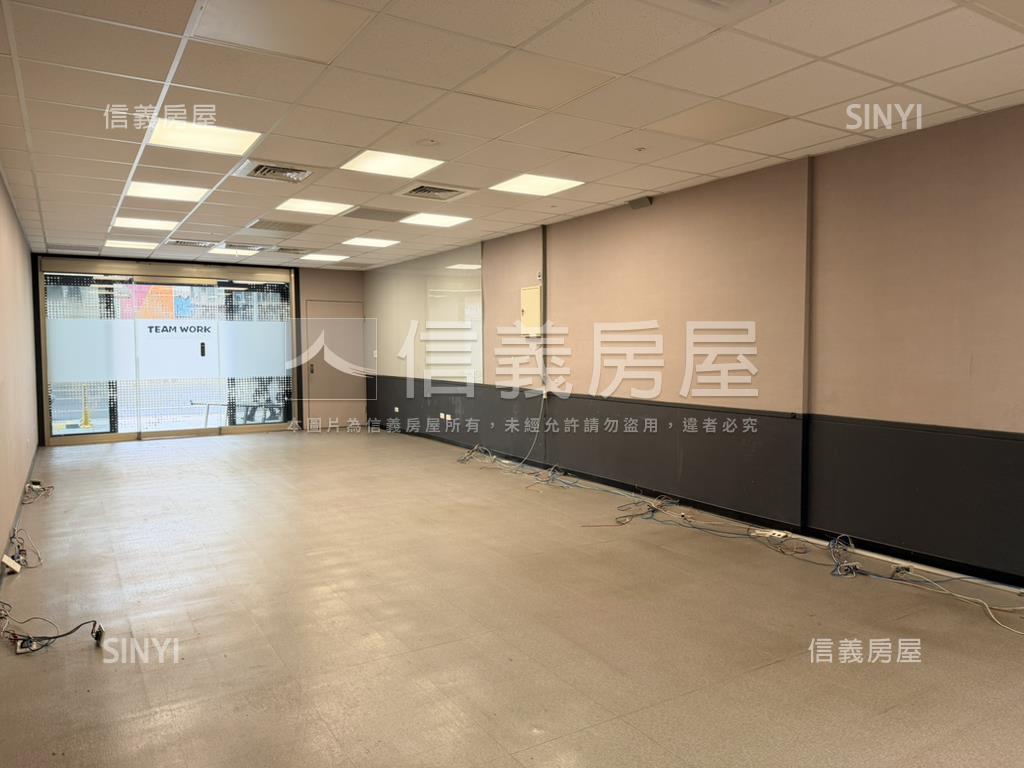 正市民大道獨棟透天房屋室內格局與周邊環境