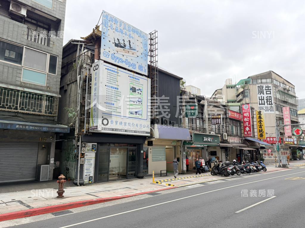 正市民大道獨棟透天房屋室內格局與周邊環境