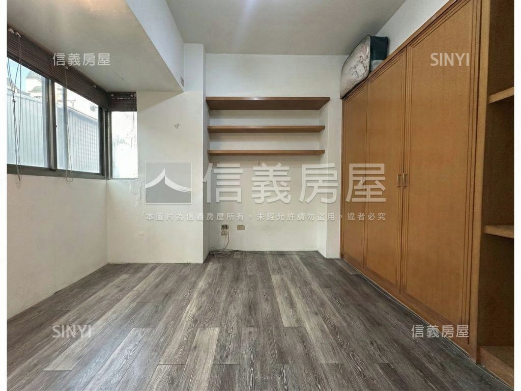 專＊面公園近北區四房平車房屋室內格局與周邊環境