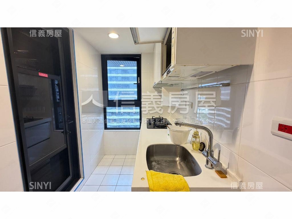 海都高樓層帶平面車位房屋室內格局與周邊環境