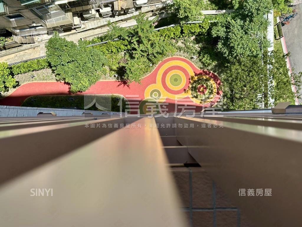 文華１０１景觀戶房屋室內格局與周邊環境