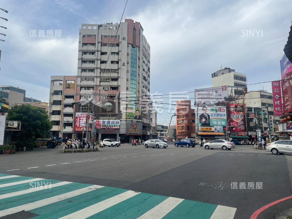三民御璽黃金商辦房屋室內格局與周邊環境