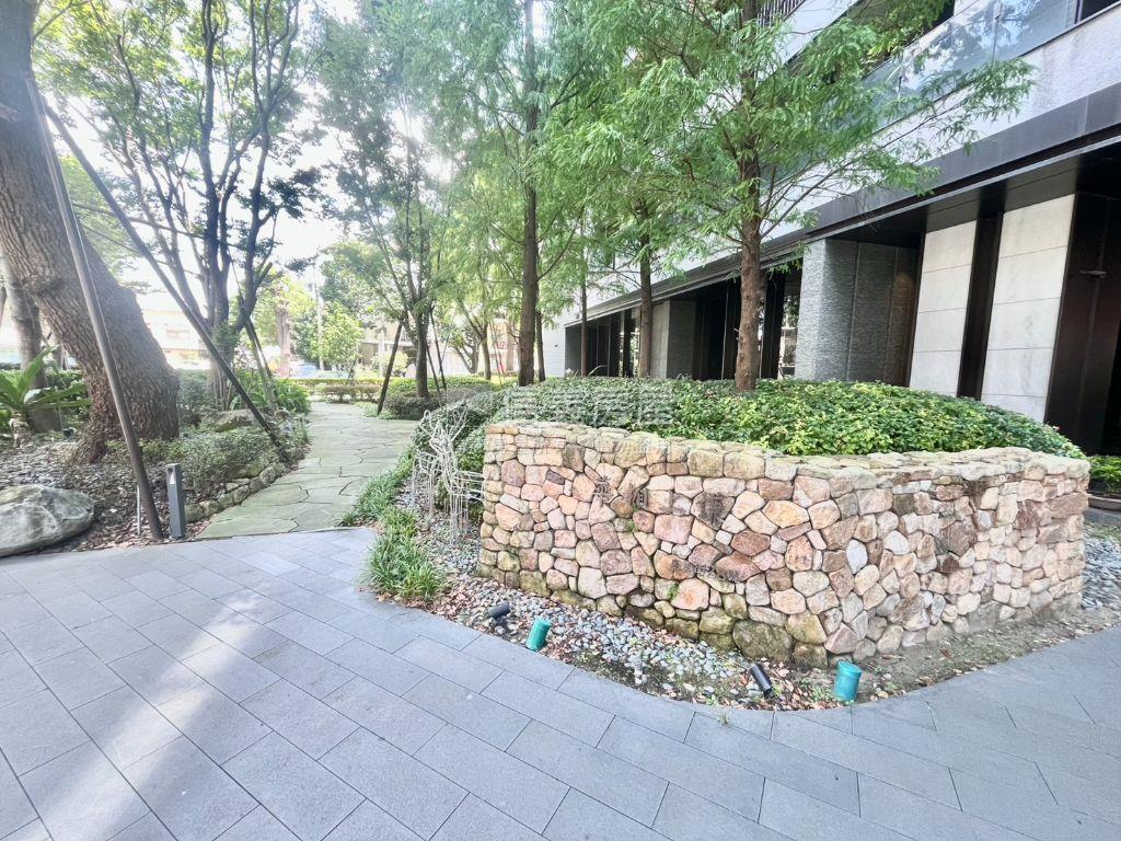 華相上謙高樓兩房平面車位房屋室內格局與周邊環境