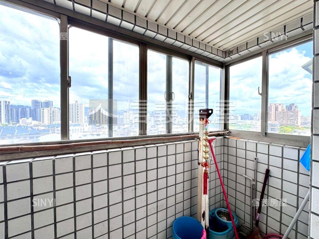 順天３＋１房附平車好棒棒房屋室內格局與周邊環境