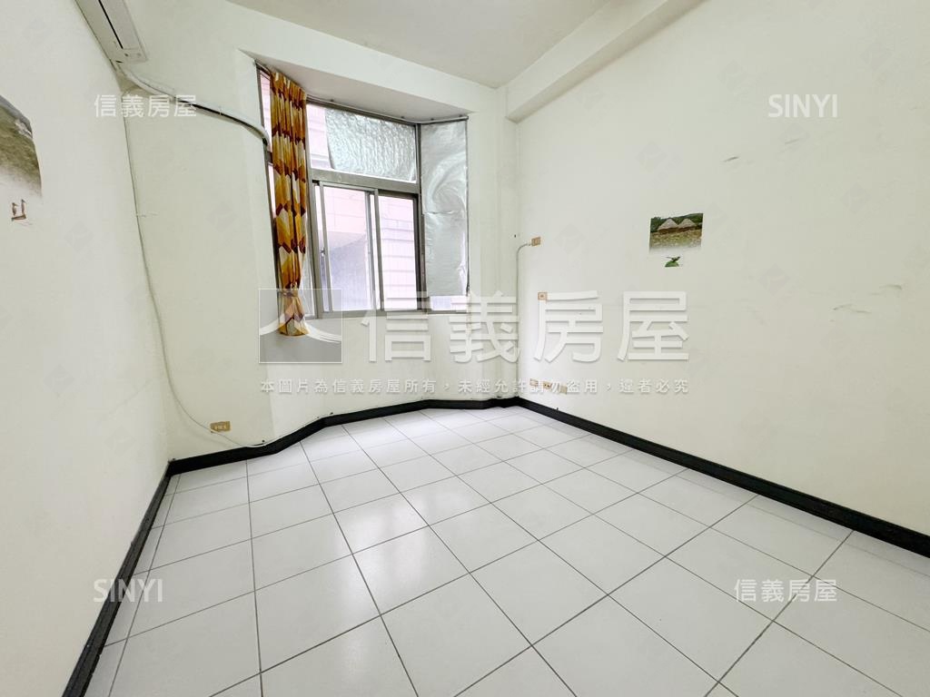 店長推薦電梯便利二樓房屋室內格局與周邊環境