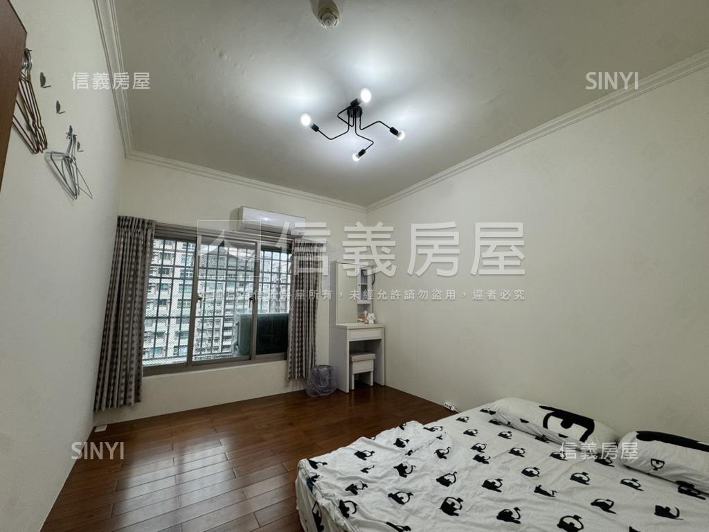 專任！崇大新城四房平車房屋室內格局與周邊環境