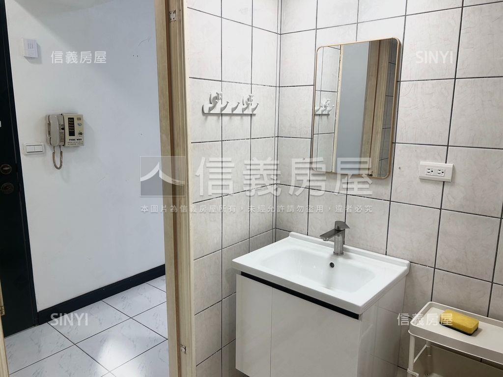 巨蛋捷運百貨陽光精美宅房屋室內格局與周邊環境