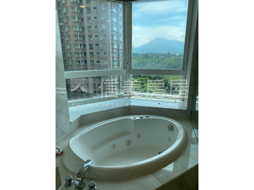 台北灣海景３房車位房屋室內格局與周邊環境