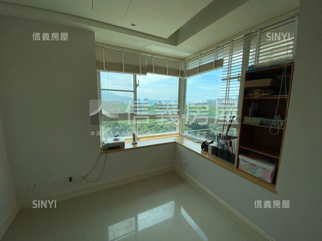 台北灣海景３房車位房屋室內格局與周邊環境