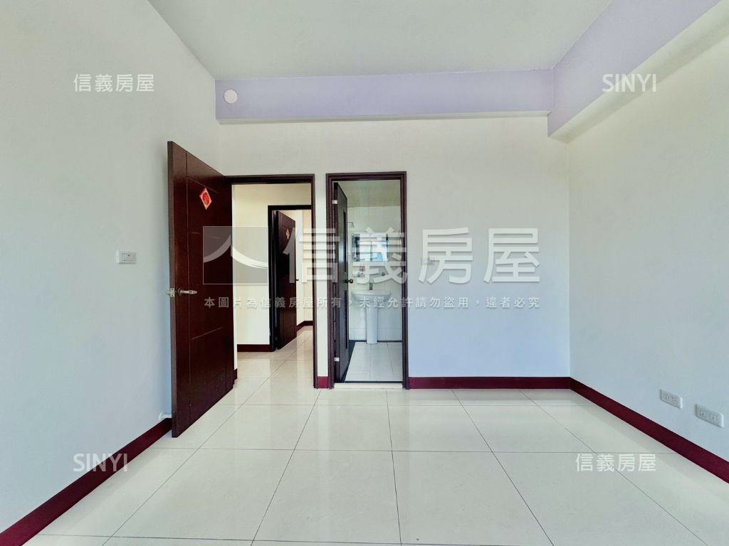 近左營高鐵樹景採光三房房屋室內格局與周邊環境