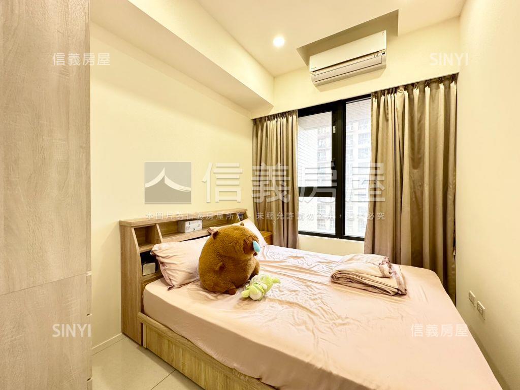 專任捷運捷仕堡電梯３房房屋室內格局與周邊環境