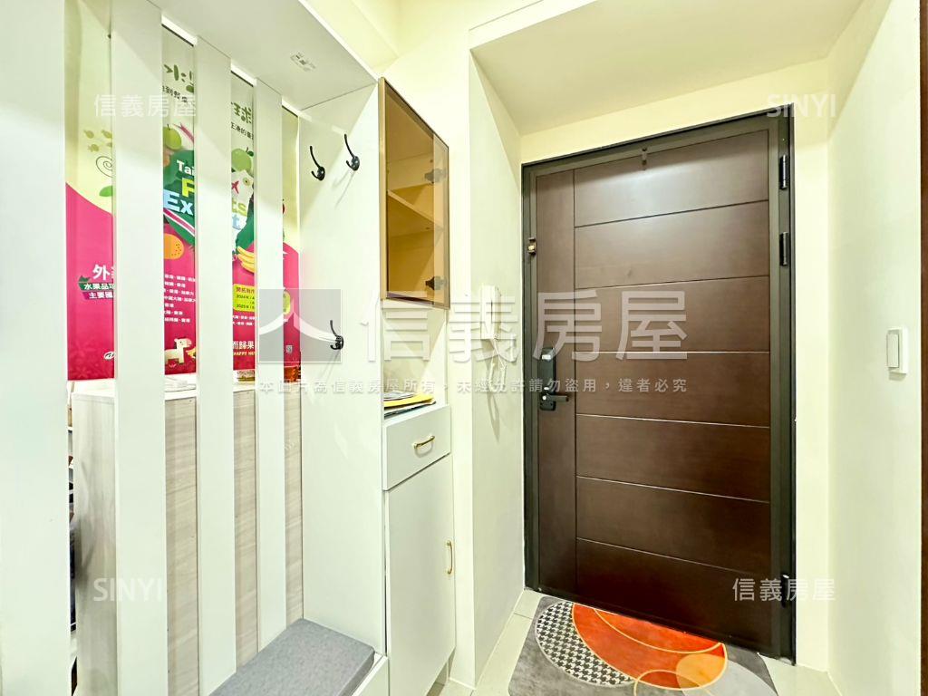 專任捷運捷仕堡電梯３房房屋室內格局與周邊環境