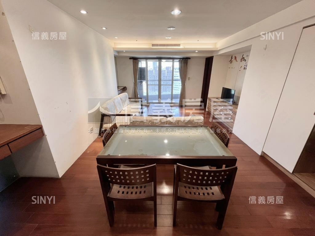 人文學苑高樓層柳川視野房屋室內格局與周邊環境