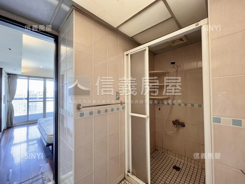 人文學苑高樓層柳川視野房屋室內格局與周邊環境