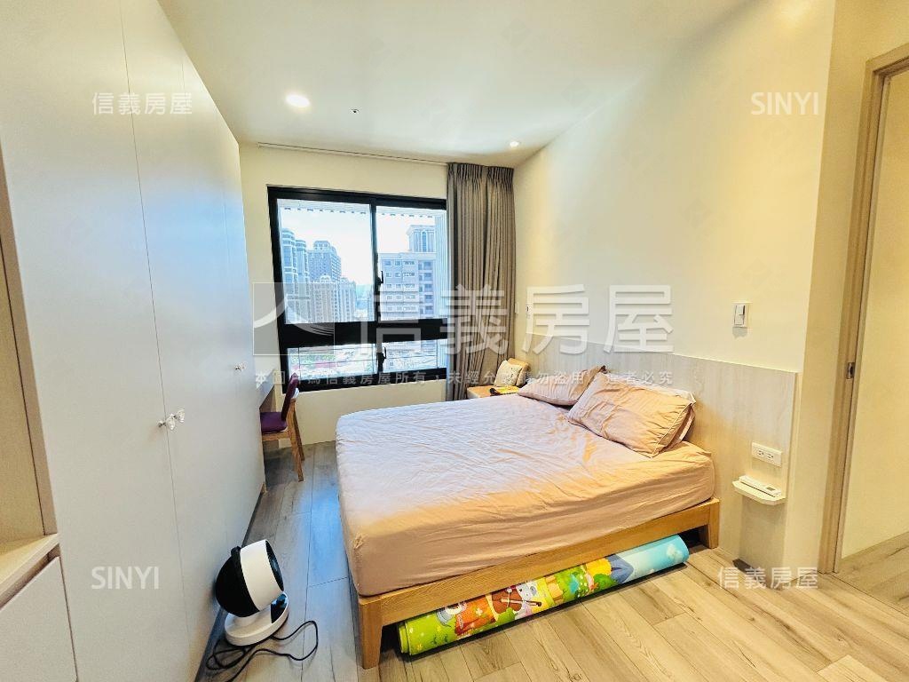 美麗ㄧ森３房車位房屋室內格局與周邊環境