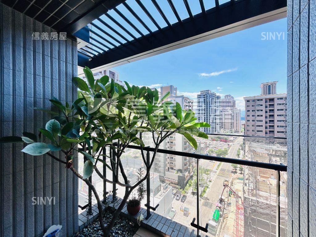 美麗ㄧ森３房車位房屋室內格局與周邊環境