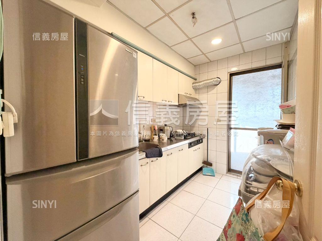 松竹商圈愛的世界高樓三房房屋室內格局與周邊環境