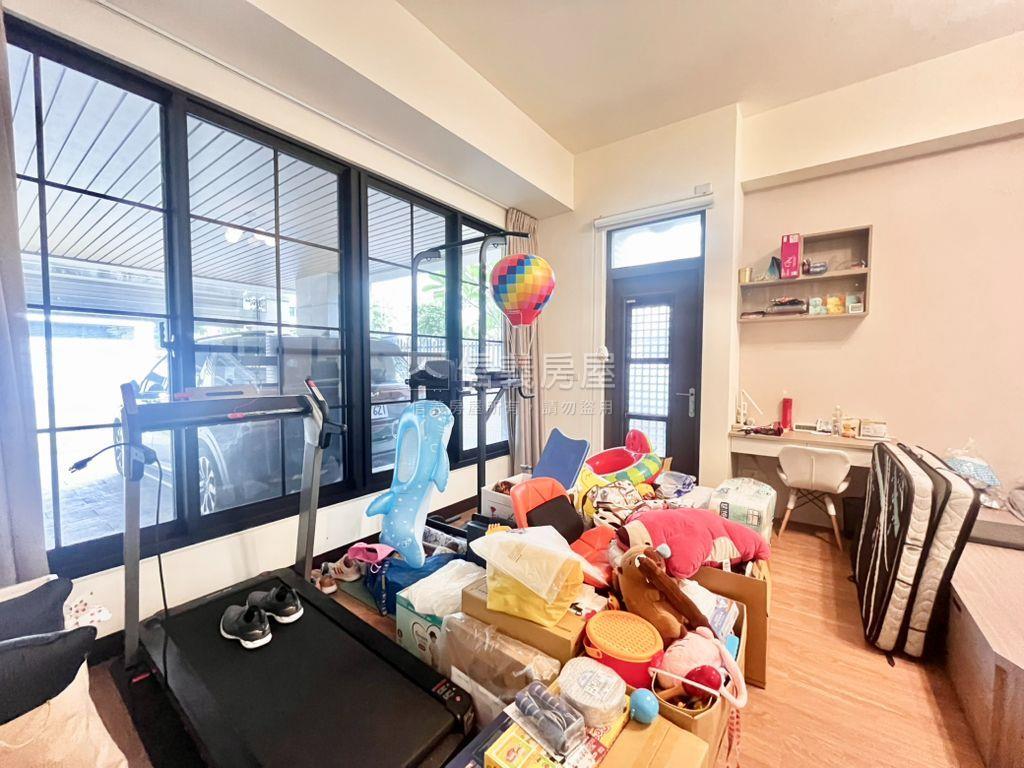 南科夢巴里３透天豪墅房屋室內格局與周邊環境