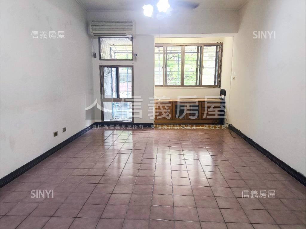 永春捷運海華稀有雙併華廈房屋室內格局與周邊環境