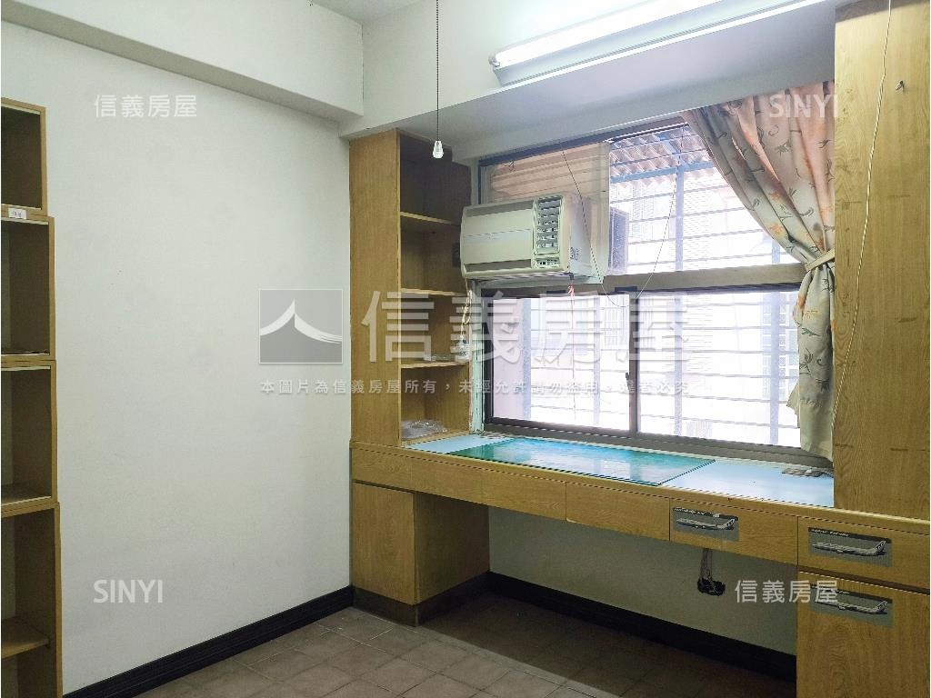 永春捷運海華稀有雙併華廈房屋室內格局與周邊環境
