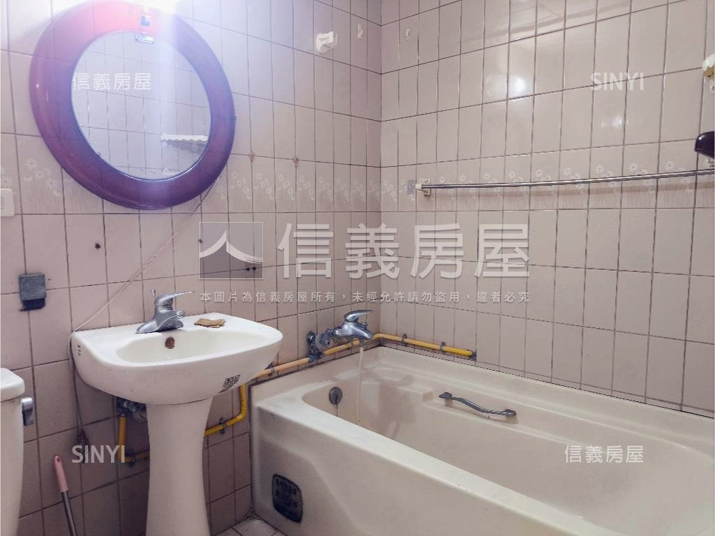 永春捷運海華稀有雙併華廈房屋室內格局與周邊環境