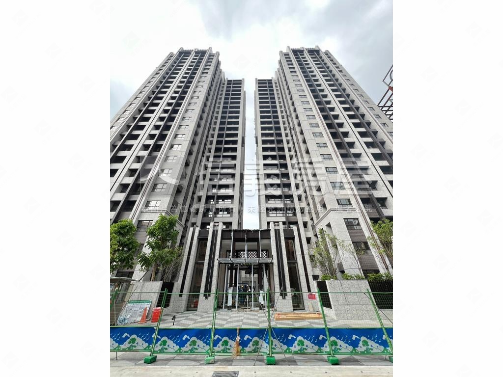 稀有◆碧硯閣２房車位房屋室內格局與周邊環境
