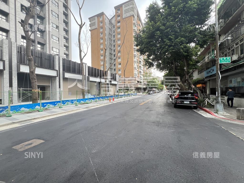 稀有◆碧硯閣２房車位房屋室內格局與周邊環境