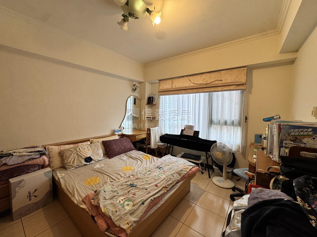 富貴園校園首排房屋室內格局與周邊環境