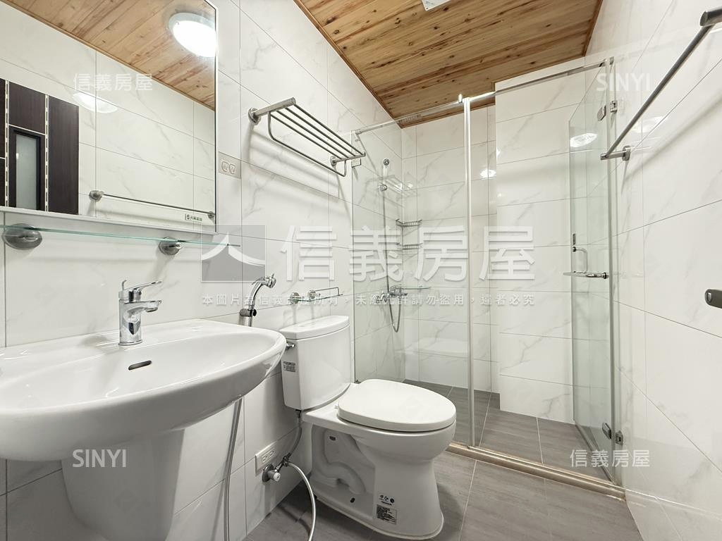 水萍塭獨院約９年車墅房屋室內格局與周邊環境