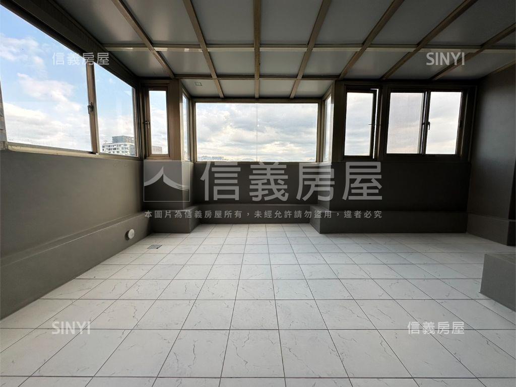 樓中樓景觀美宅房屋室內格局與周邊環境