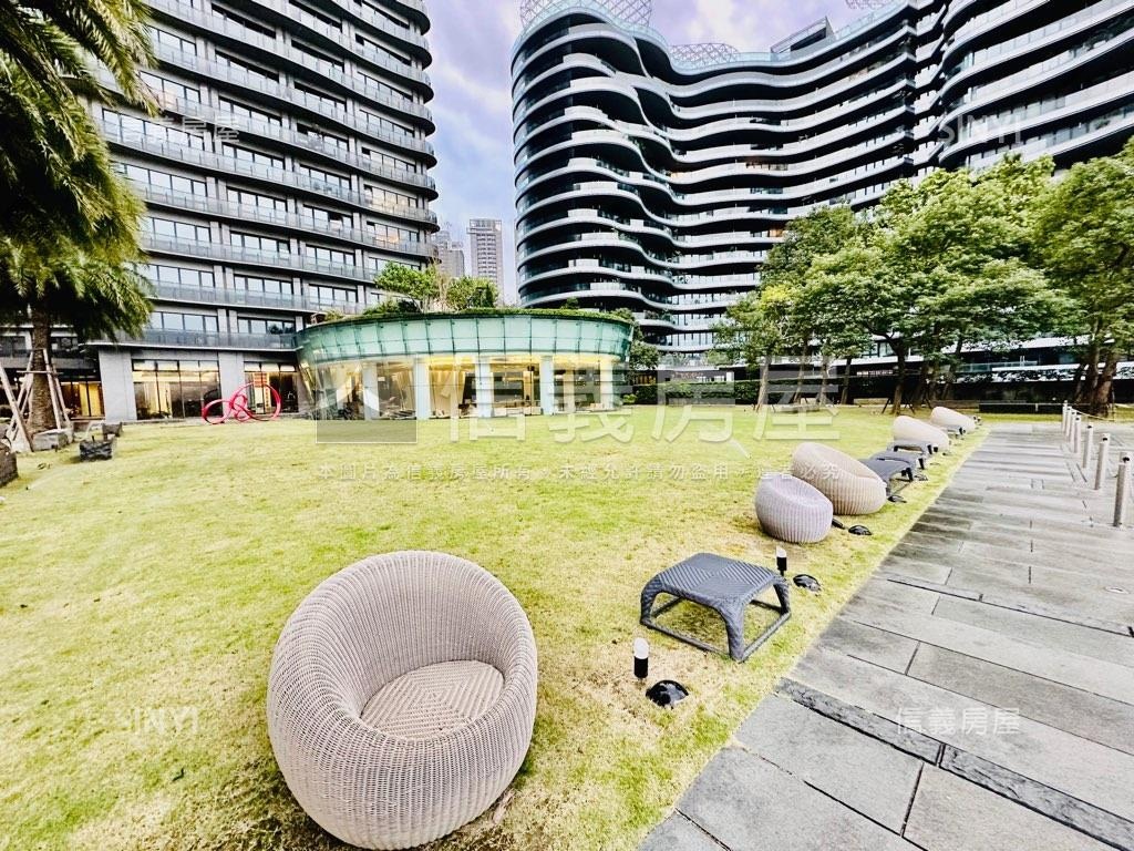 美美藍海海景大戶房屋室內格局與周邊環境