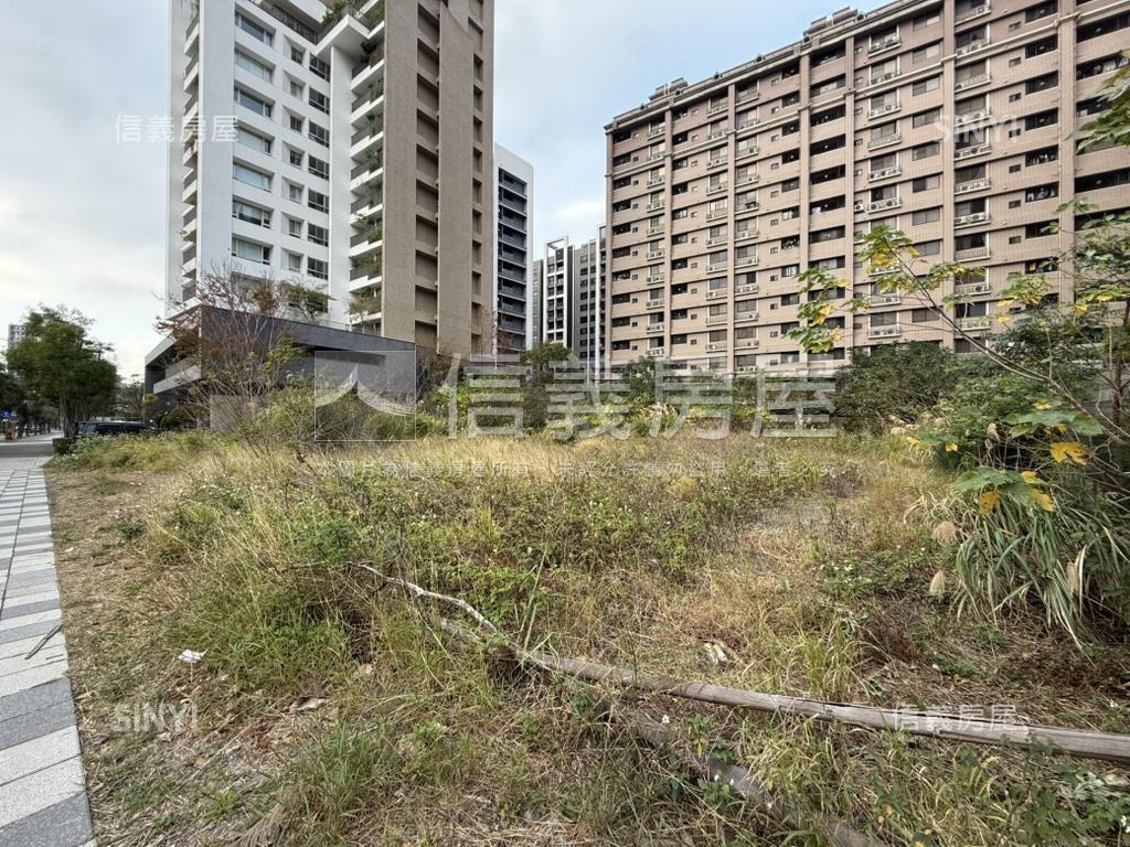 高鐵區大土地房屋室內格局與周邊環境