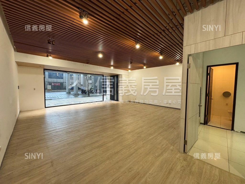 專任安康站前捷運口店面房屋室內格局與周邊環境