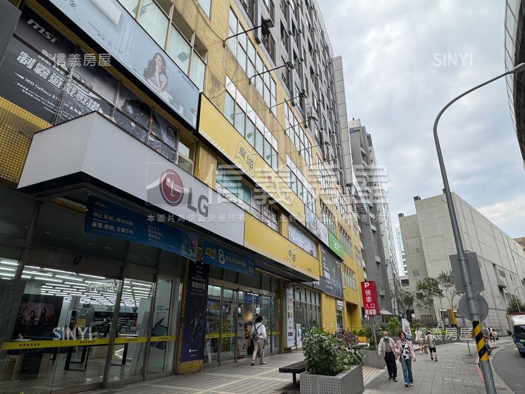 中和捷運邊間大空間房屋室內格局與周邊環境