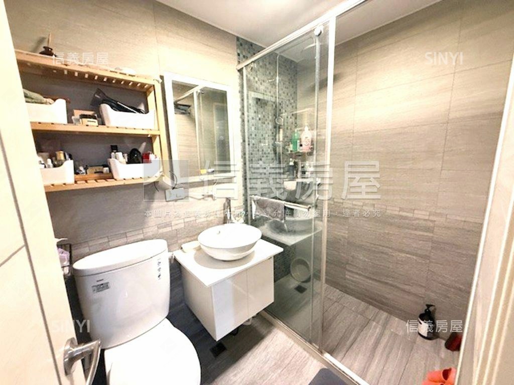 新板特區旁方正優美寓房屋室內格局與周邊環境