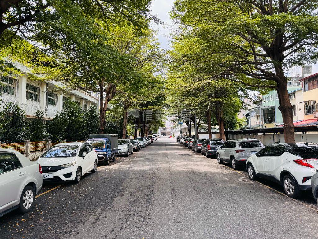 近五權火車站２樓公寓房屋室內格局與周邊環境