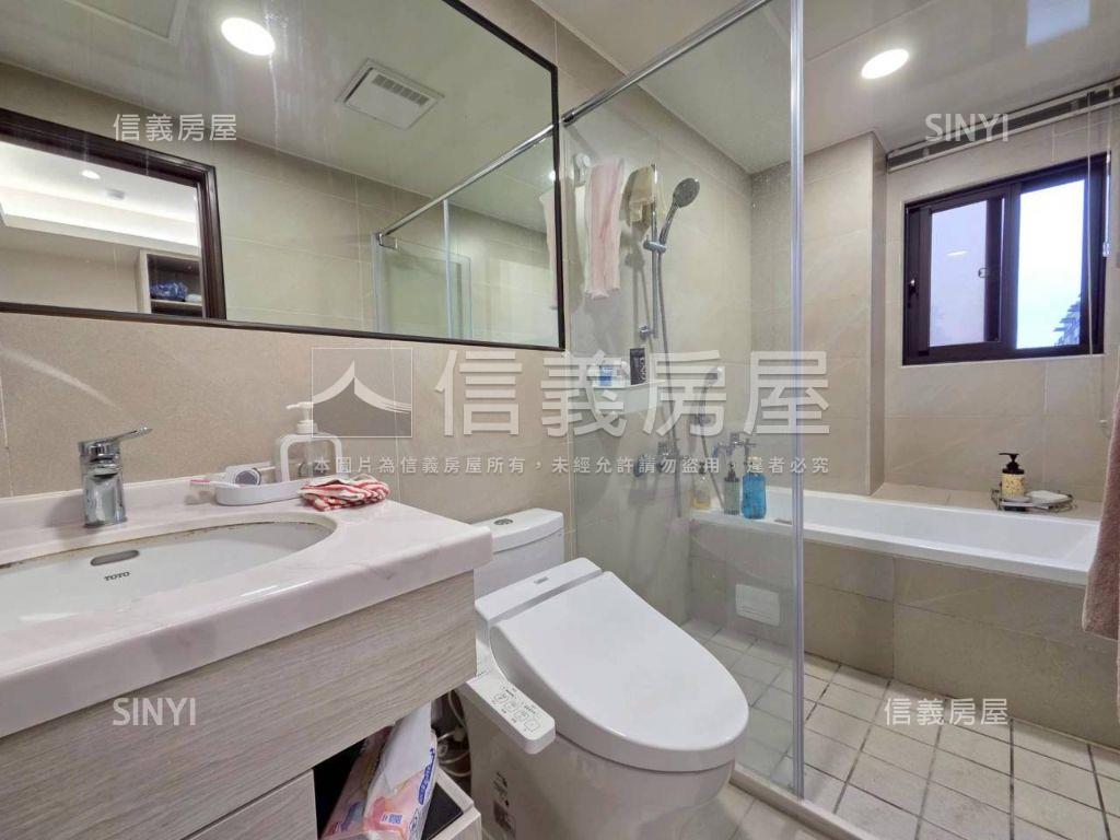 福爾摩沙質感裝潢三房車位房屋室內格局與周邊環境