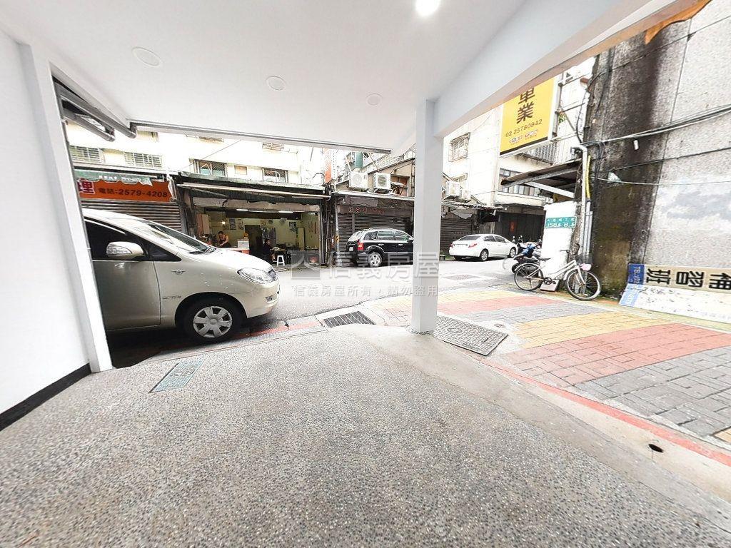 八德黃金路段角間金店房屋室內格局與周邊環境