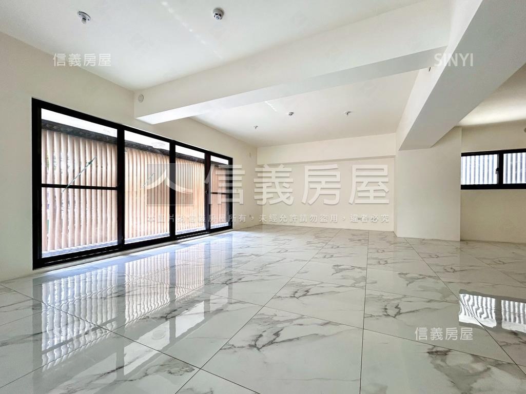 亞灣區霸氣三角窗房屋室內格局與周邊環境