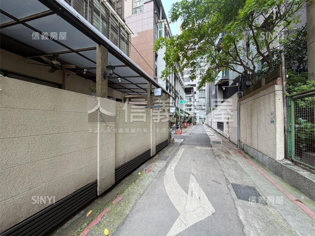 金華東門捷運三房房屋室內格局與周邊環境