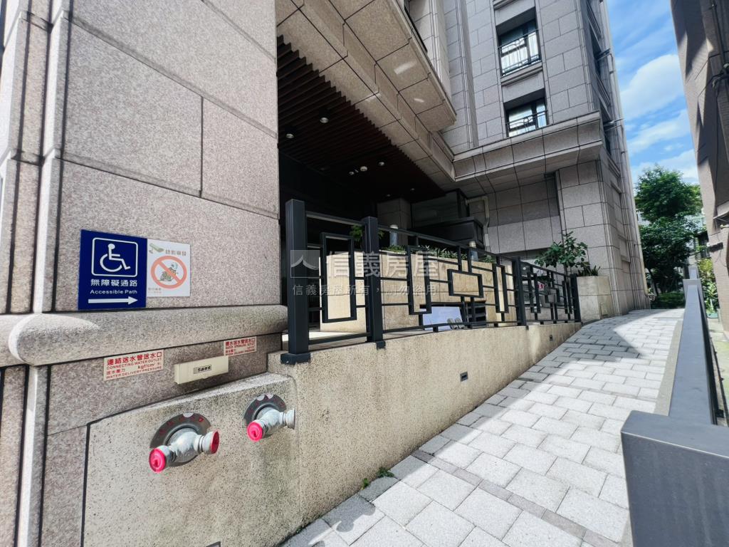 獨Ω新埔輕奢風方正三房車房屋室內格局與周邊環境