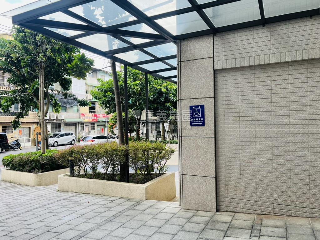 獨Ω新埔輕奢風方正三房車房屋室內格局與周邊環境