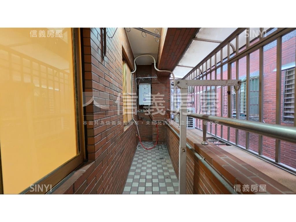 專任大聯邦大３大車位房屋室內格局與周邊環境