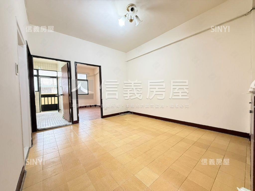 低總價北區親親戲院旁公寓房屋室內格局與周邊環境