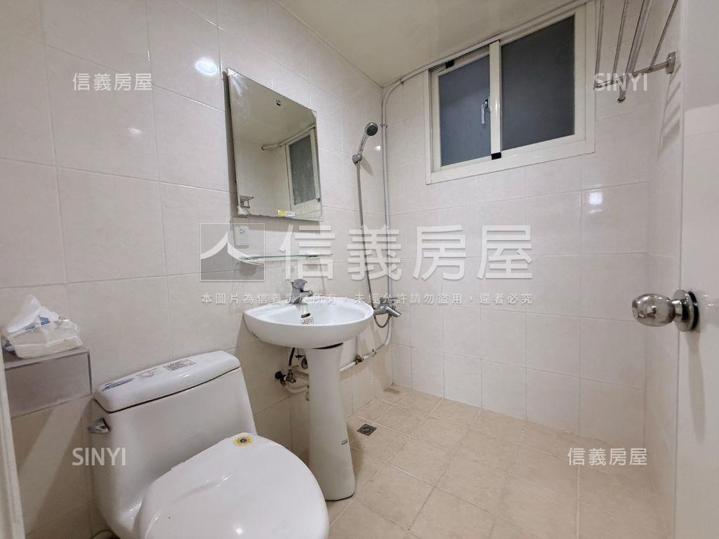 低總價北區親親戲院旁公寓房屋室內格局與周邊環境