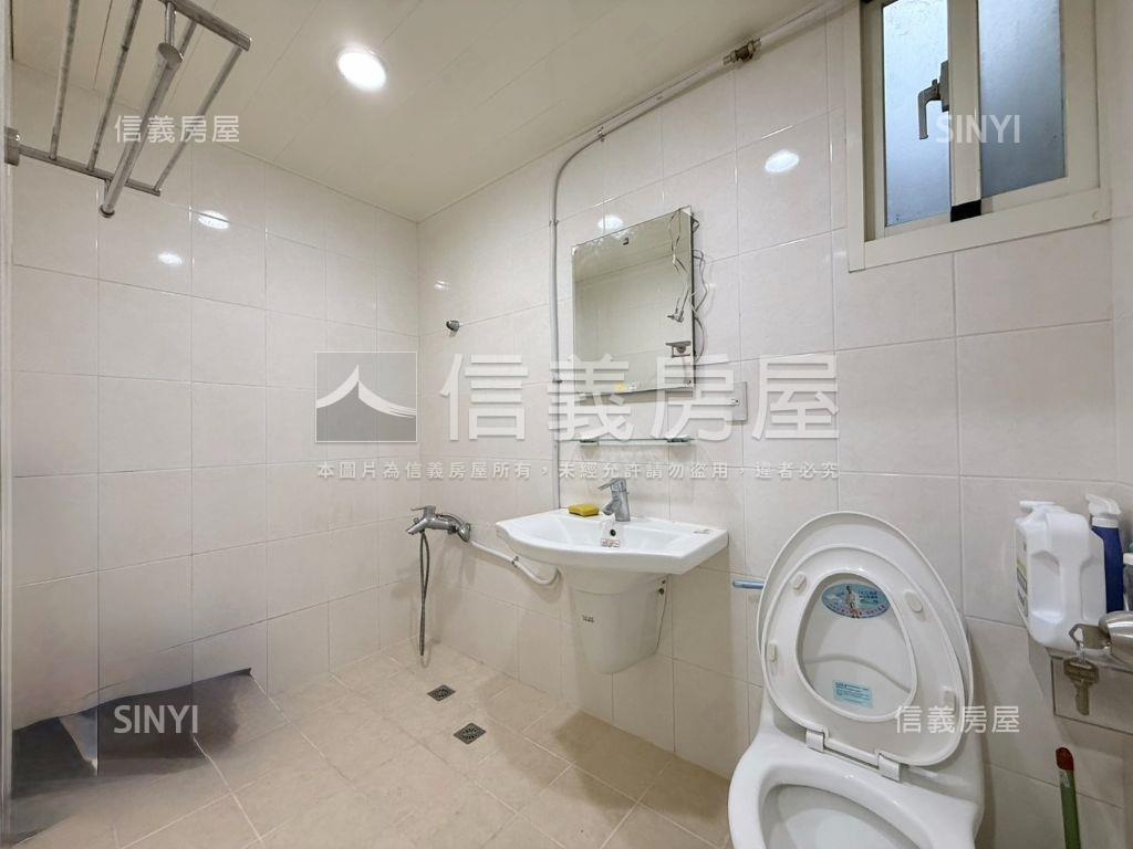 低總價北區親親戲院旁公寓房屋室內格局與周邊環境