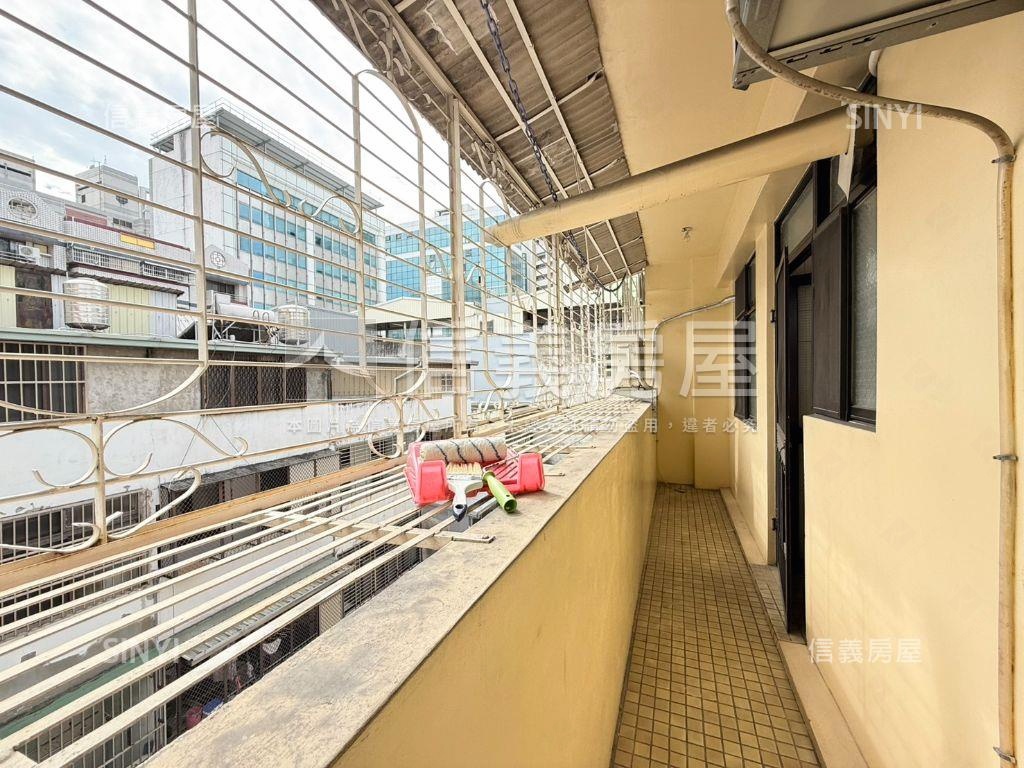 低總價北區親親戲院旁公寓房屋室內格局與周邊環境